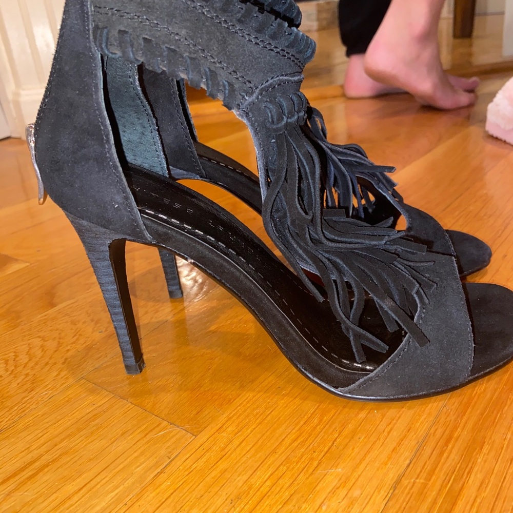 Black cute heel boots